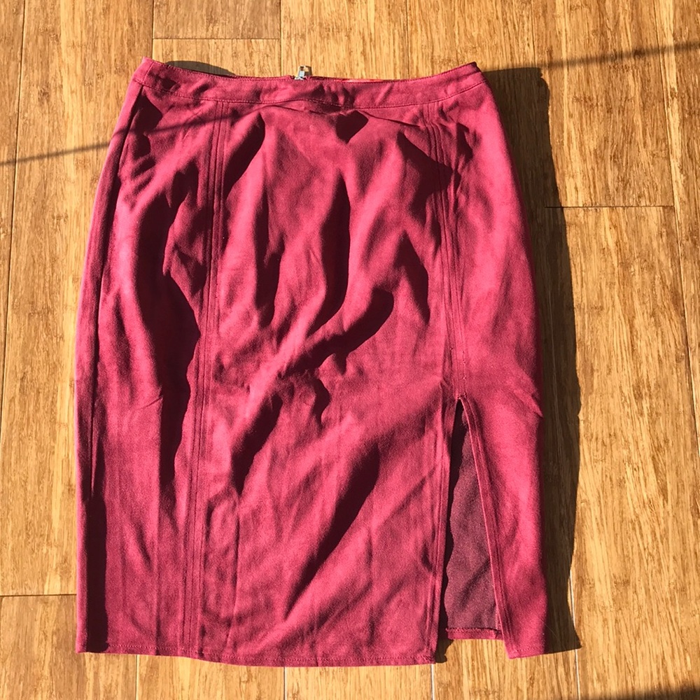 BEAUTIFUL MAROON SUEDE SKIRT
